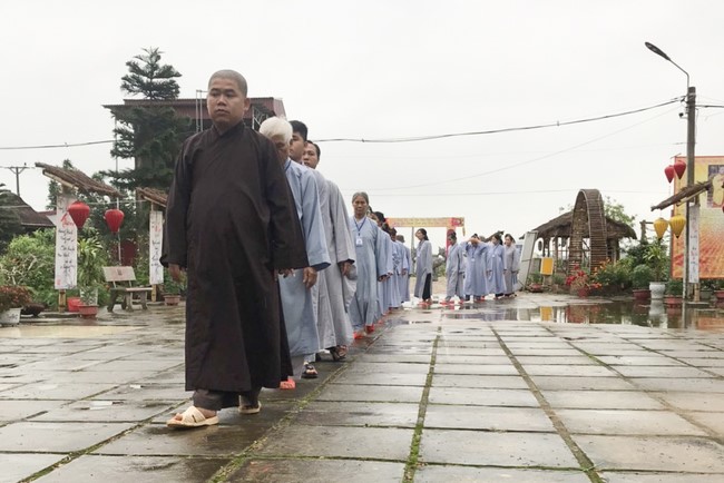 The 12th retreat “Practice as the Buddha's Teachings” at Dong Cao Pagoda